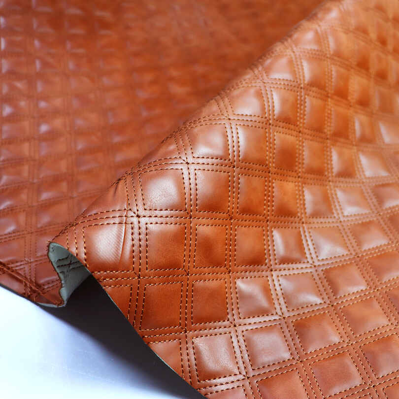 Svampsömmar skum konstgjorda quiltade bilar PVC-lädertyg